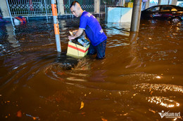 w mua ngap tphcm nguyen hue 21 2098.jpg