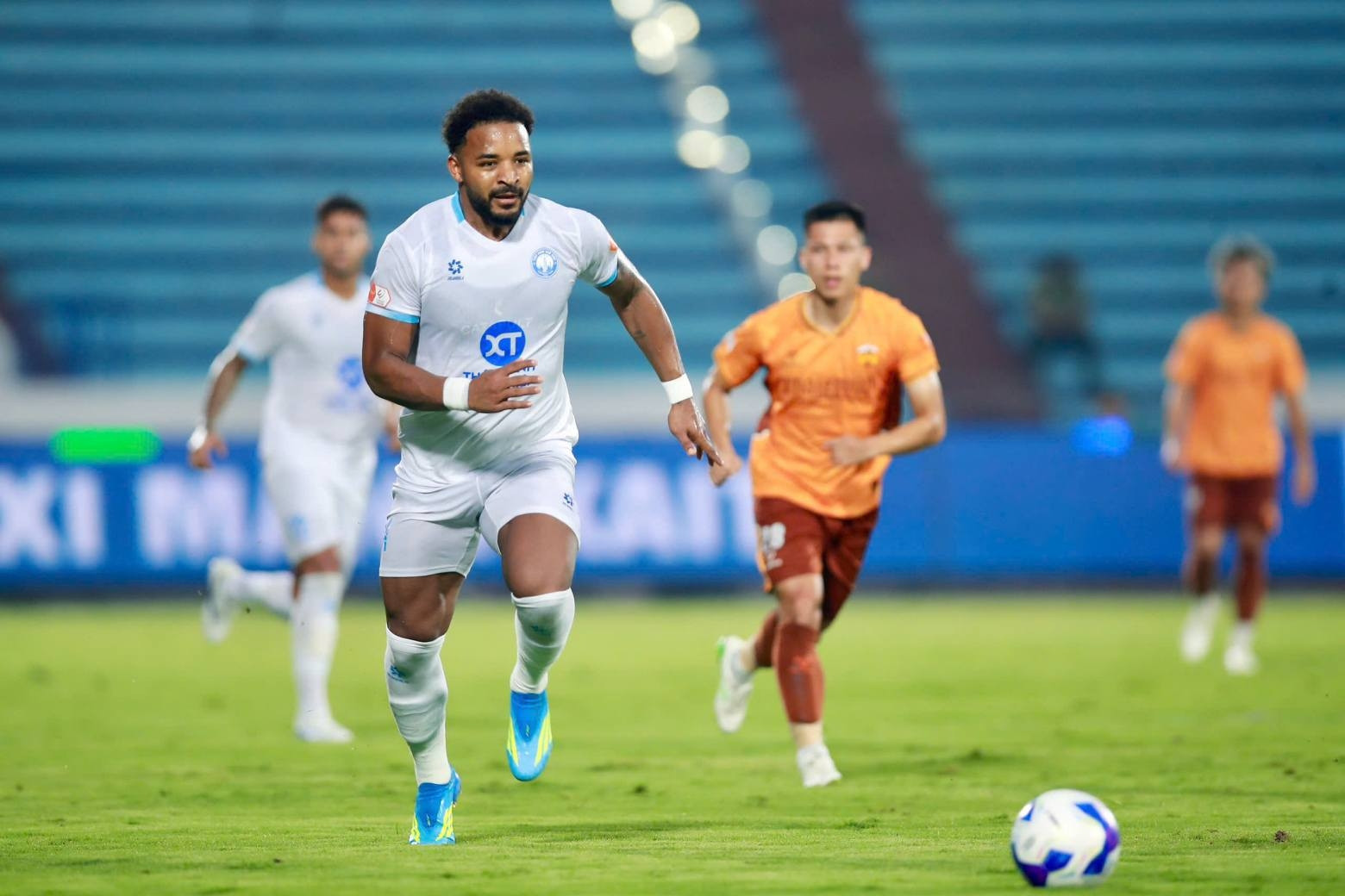 Nóng bảng xếp hạng V-League 2025/26 - Vòng 18 mới nhất