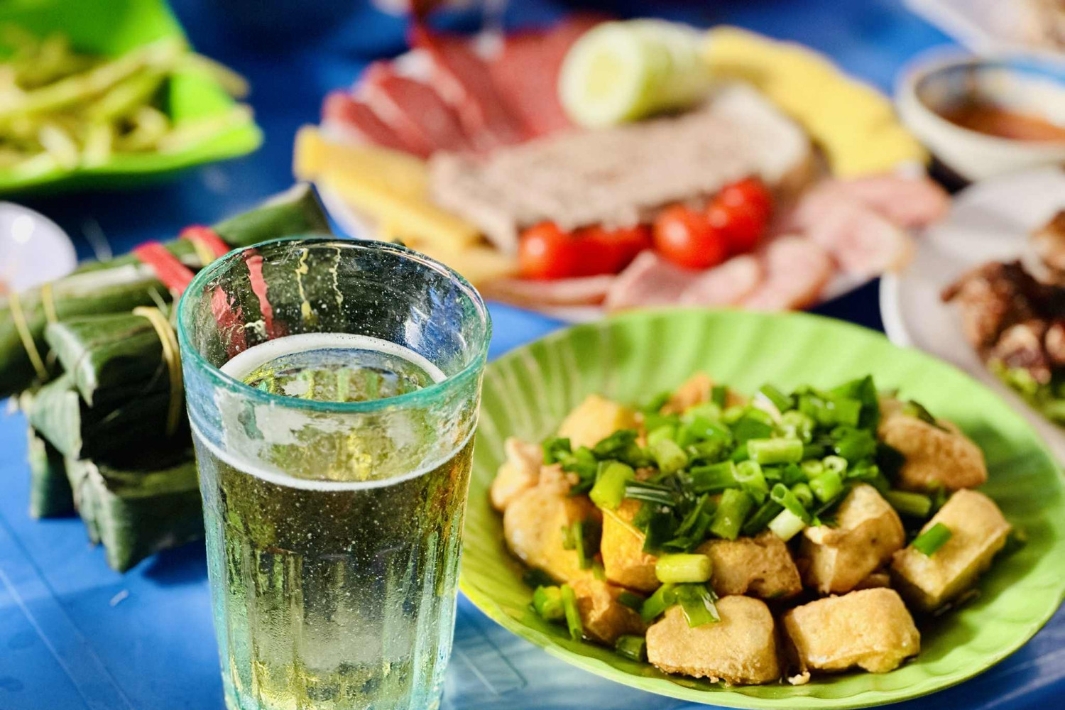 3 thói quen trước khi ngủ tàn phá gan