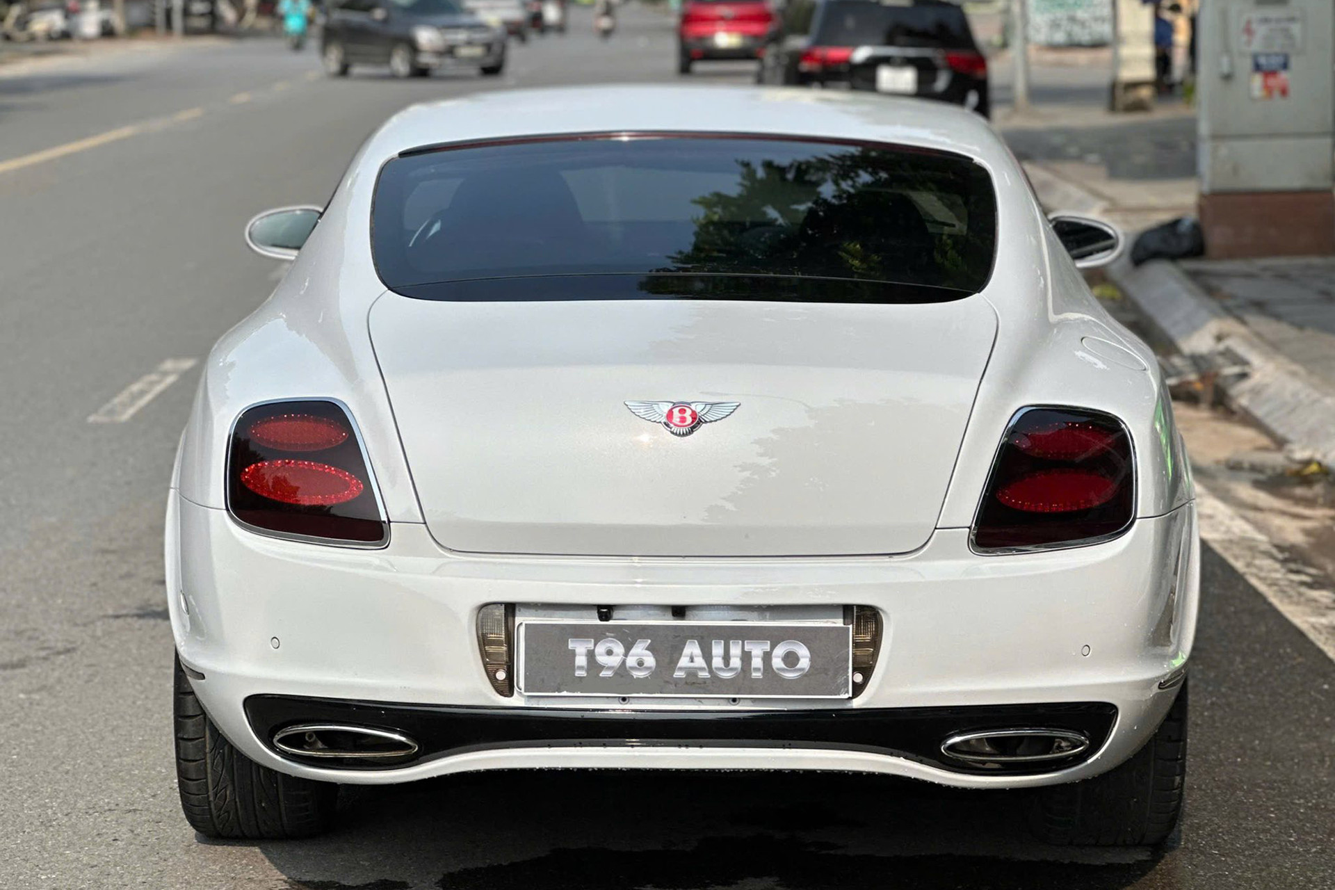 bentley continental 14.jpg