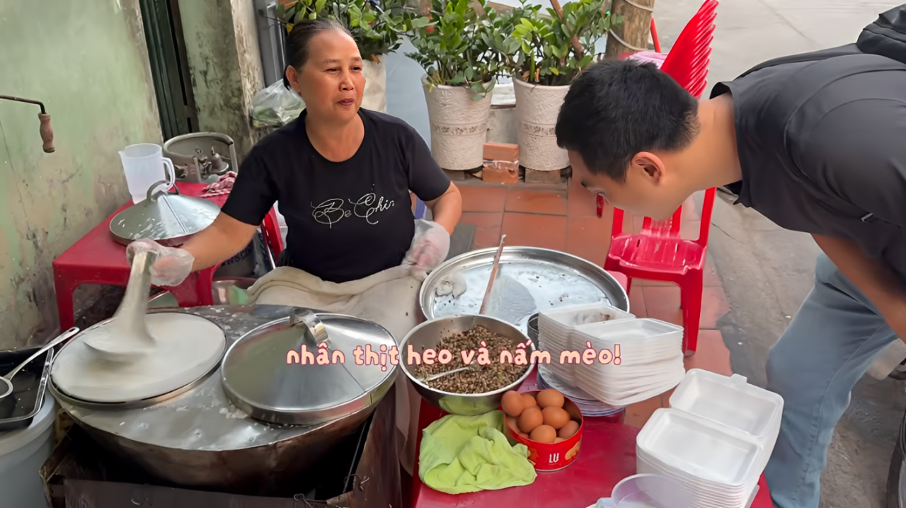 https://static-images.vnncdn.net/vps_images_publish/000001/000003/2026/4/11/khach-han-day-som-an-banh-cuon-2-1-1668.png