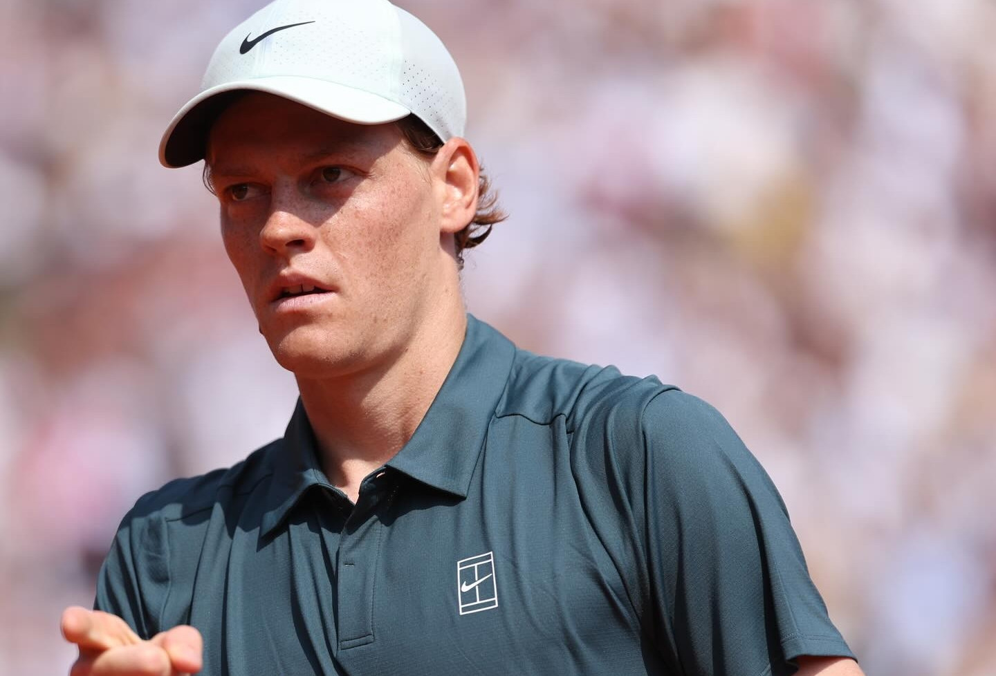 Sinner áp đảo Zverev, thẳng tiến chung kết Monte Carlo 2026