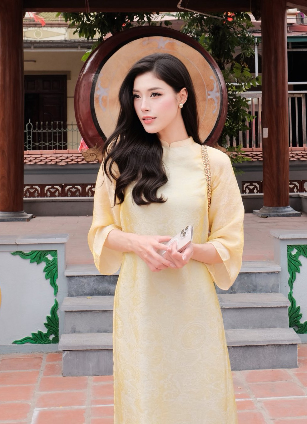 Nữ MC VTV cao 1m76 gây sốt ở giải bóng chuyền quốc gia thu huyen bong chuyen 8.jpg