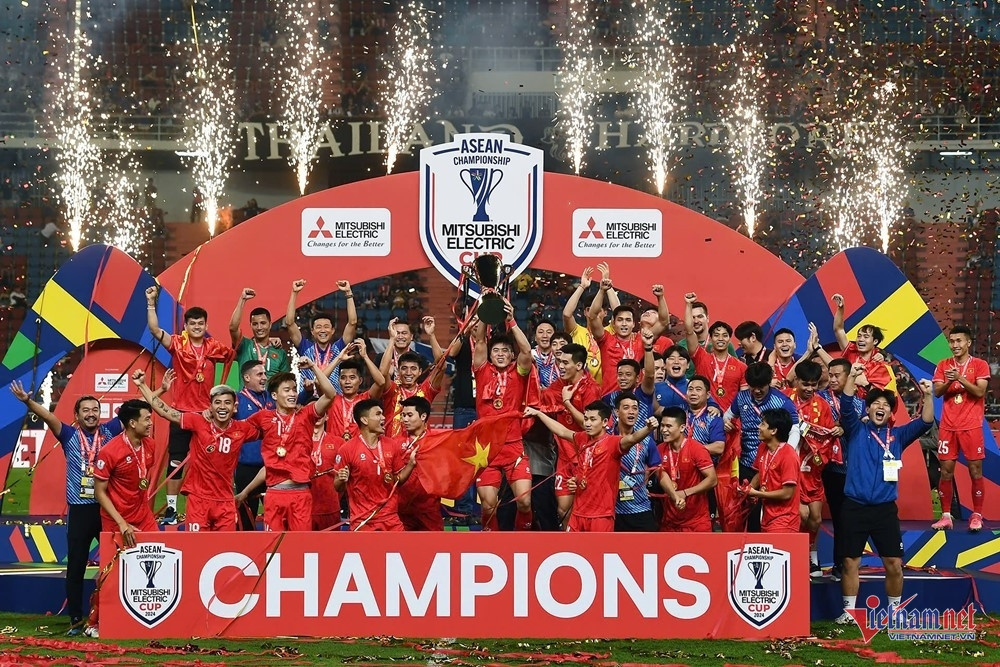 Tuyển Việt Nam: Giảm mức 'ưu tiên' ASEAN Cup, nên không?