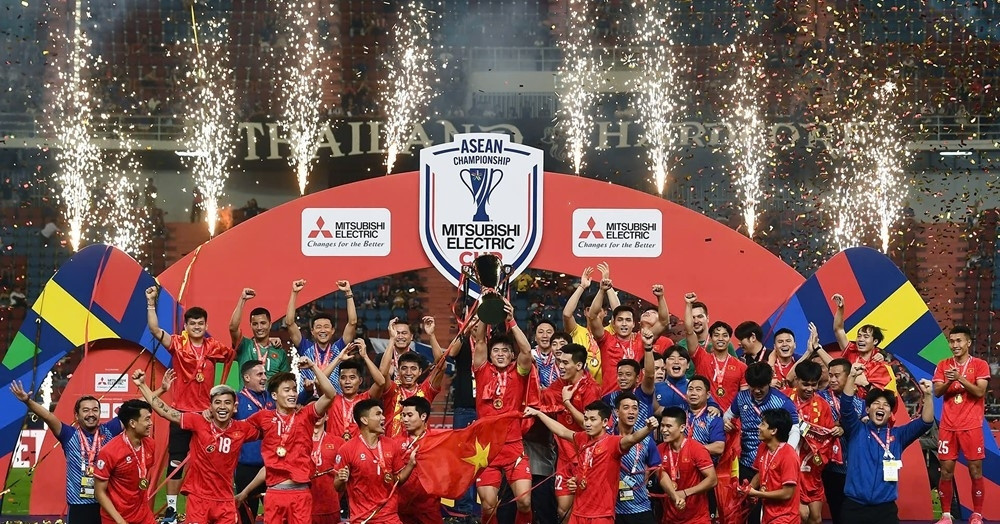 Tuyển Việt Nam: Giảm mức &amp;apos;ưu tiên&amp;apos; ASEAN Cup, nên không?