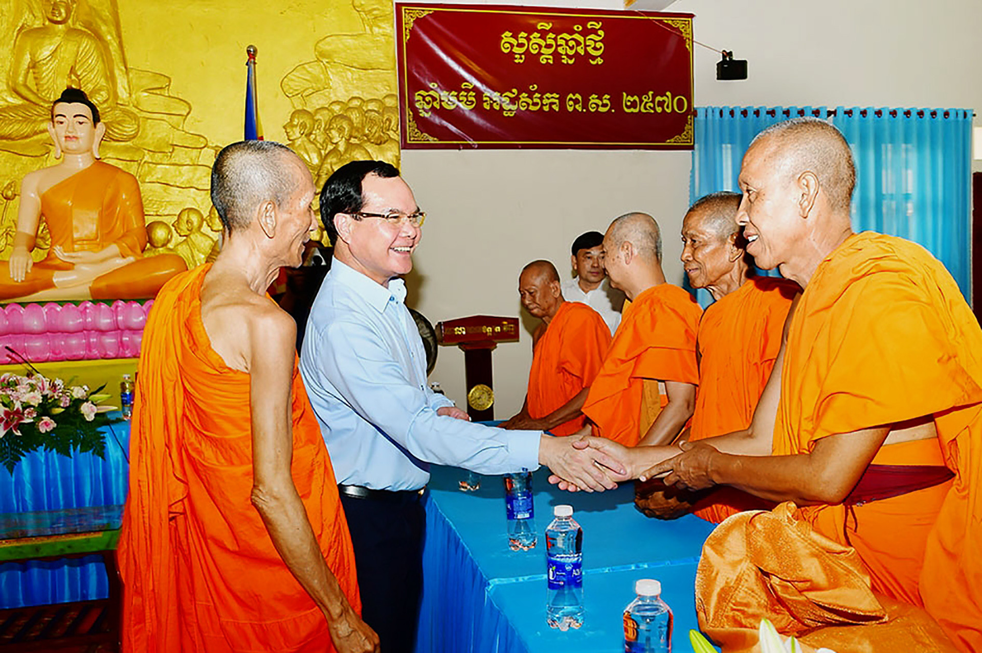 vinh long 3 2132.jpg