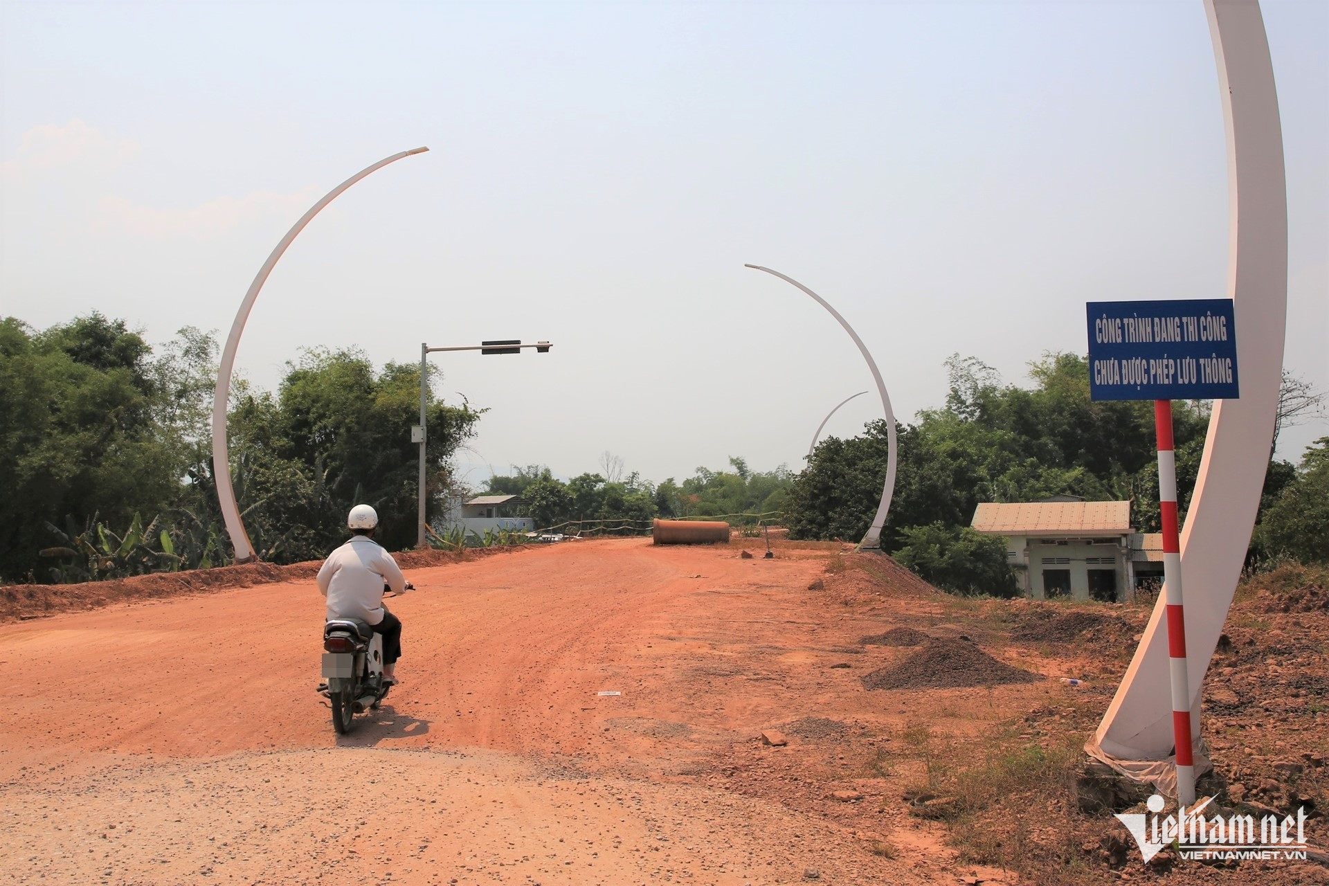 W-5A0A5236 (2).JPG.jpg