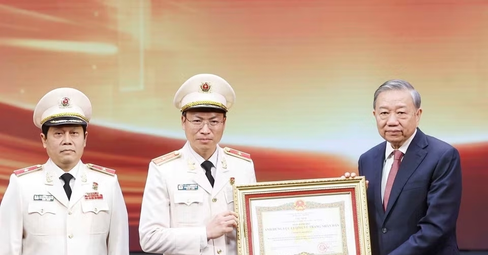 Xây dựng lực lượng tham mưu CAND cách mạng, chính quy, tinh nhuệ, hiện đại