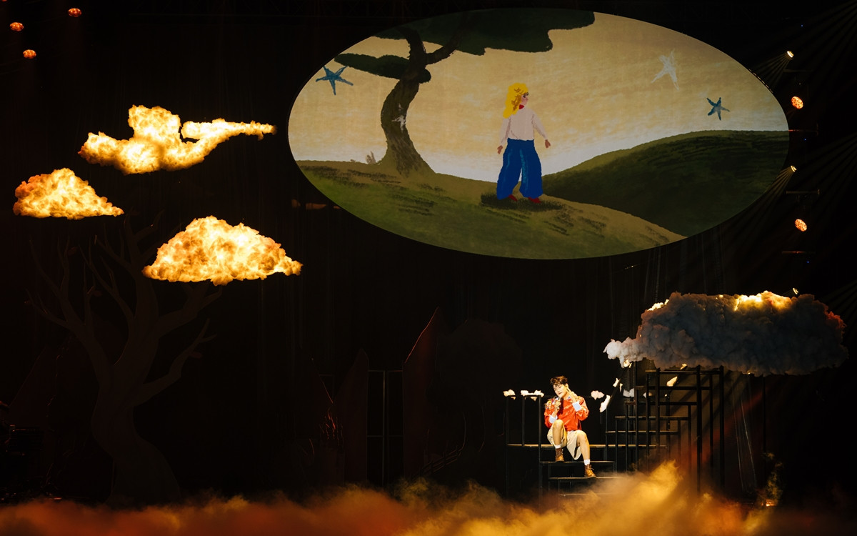 Bui Truong Linh 03.jpg