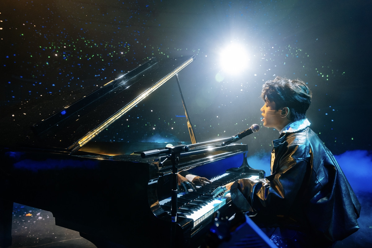 Bui Truong Linh 06.jpg