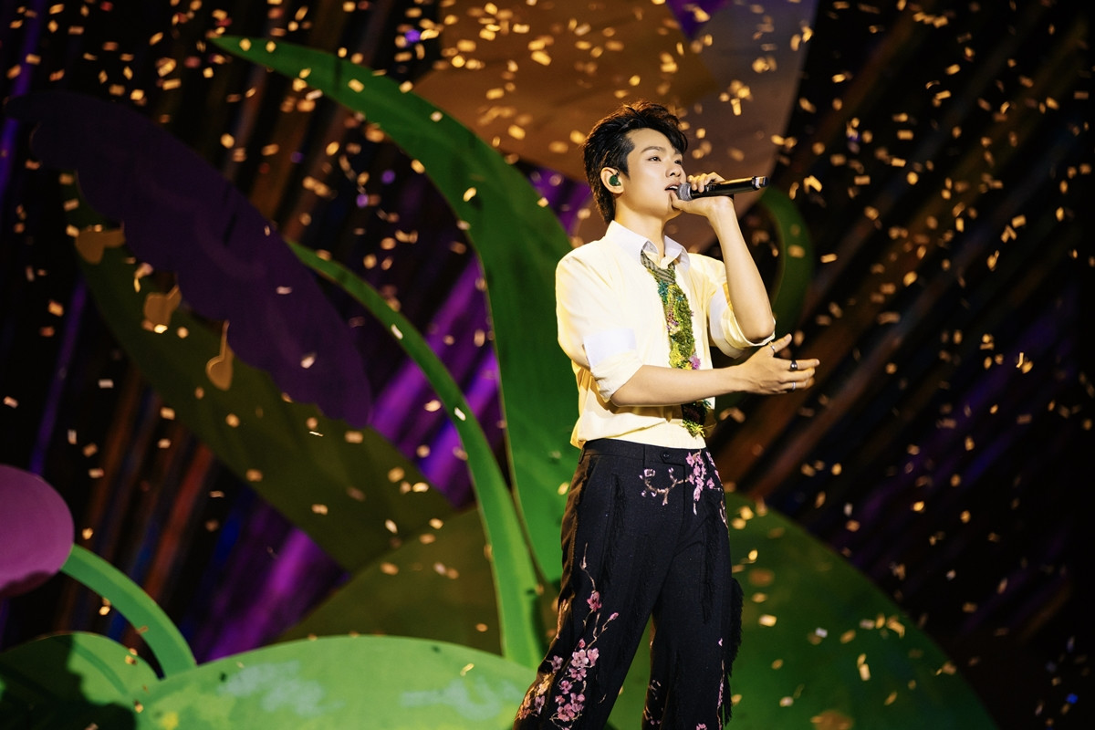 Bui Truong Linh 09.jpg