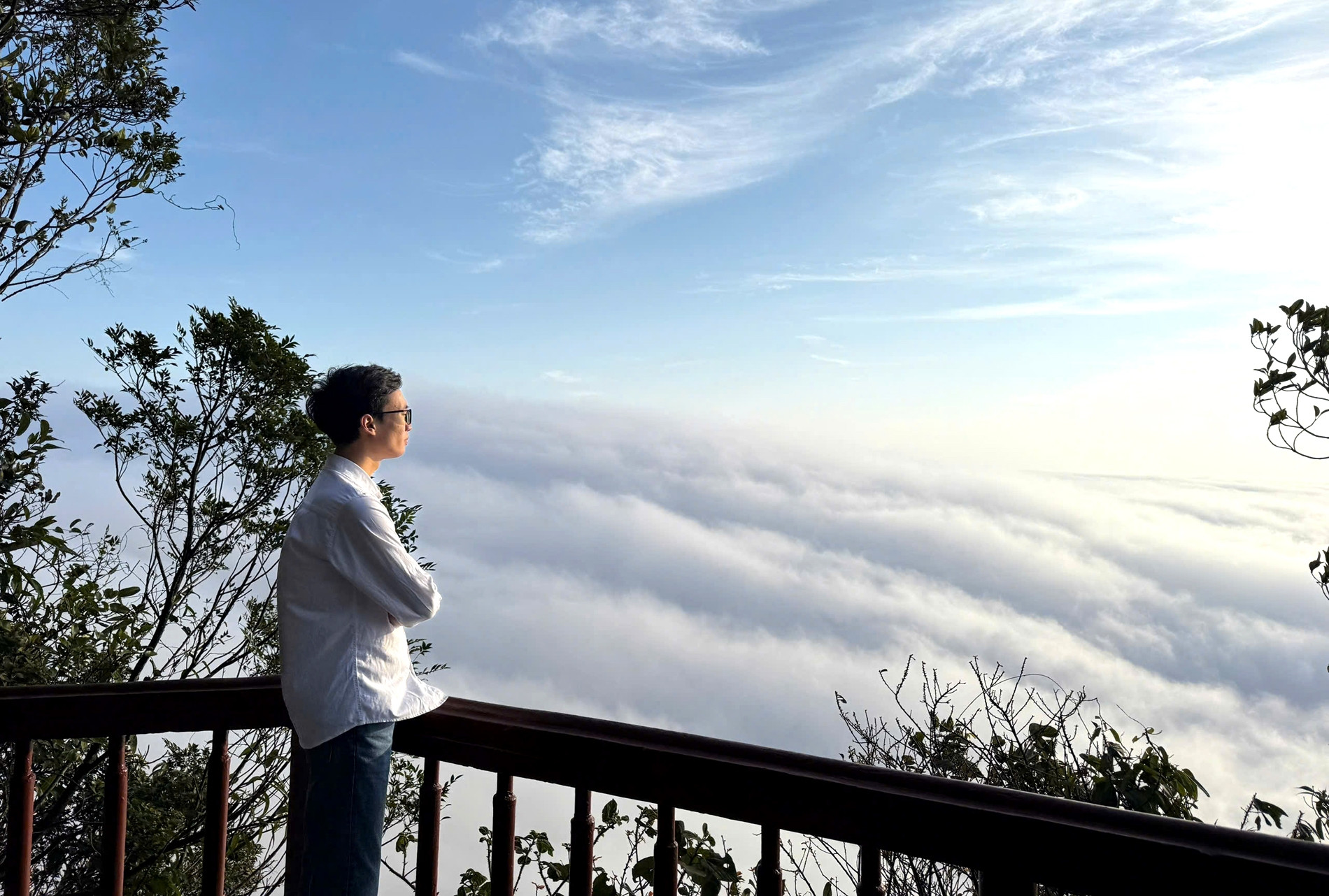 Địa điểm cách Hà Nội 60km có thể săn mây cả ngày, khách đến 4 lần chưa chán