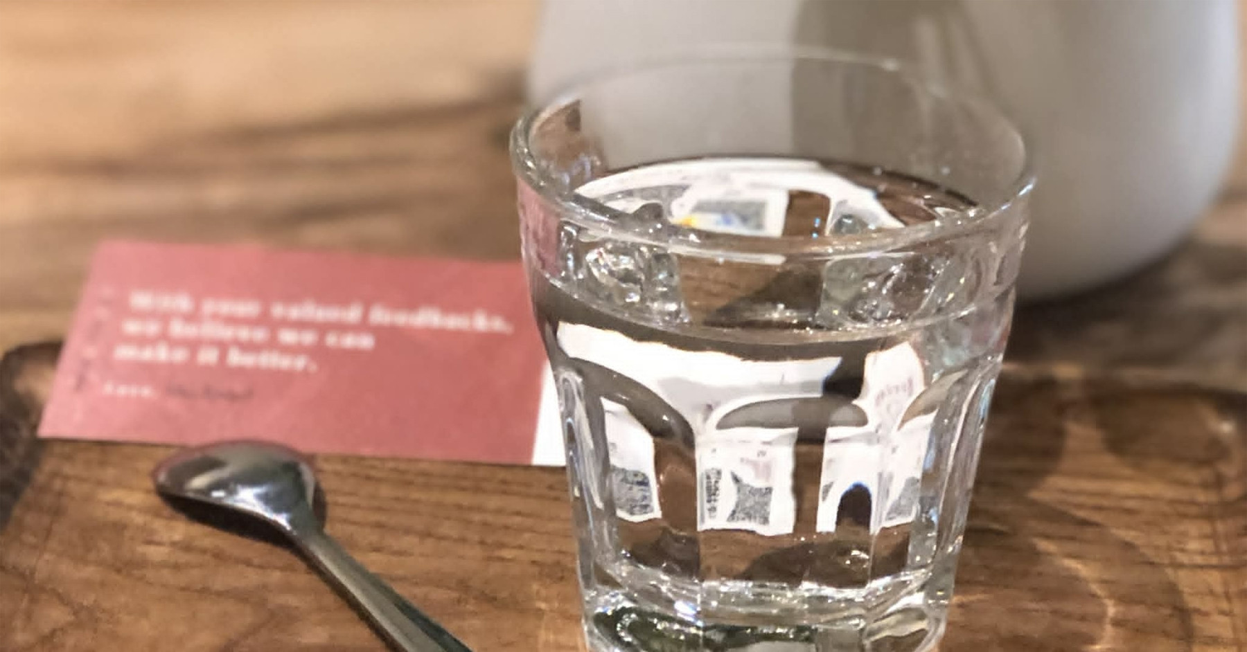 Điều gì xảy ra với cơ thể khi bạn uống nước ngay trước khi ngủ?