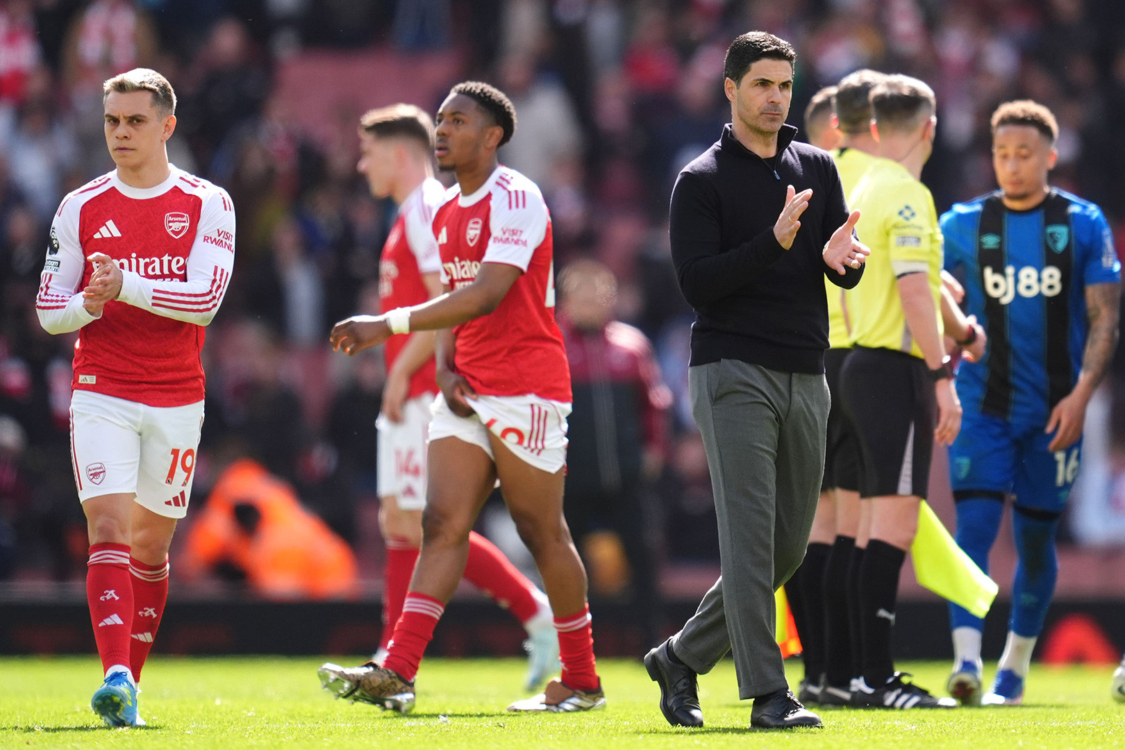 Mikel Arteta Arsenal Bournemouth.jpg