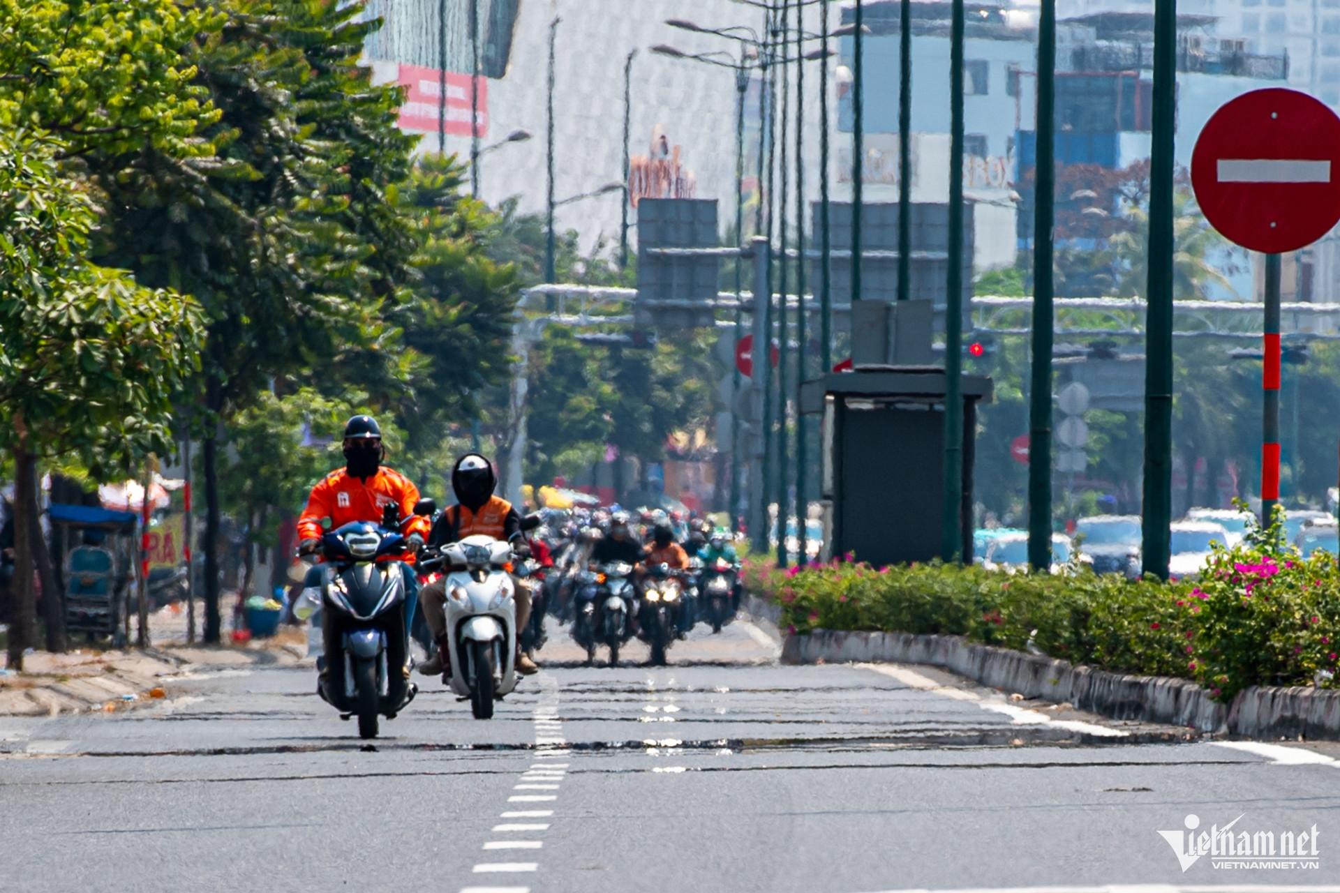 W-nắng nóng TPHCM 3.jpg