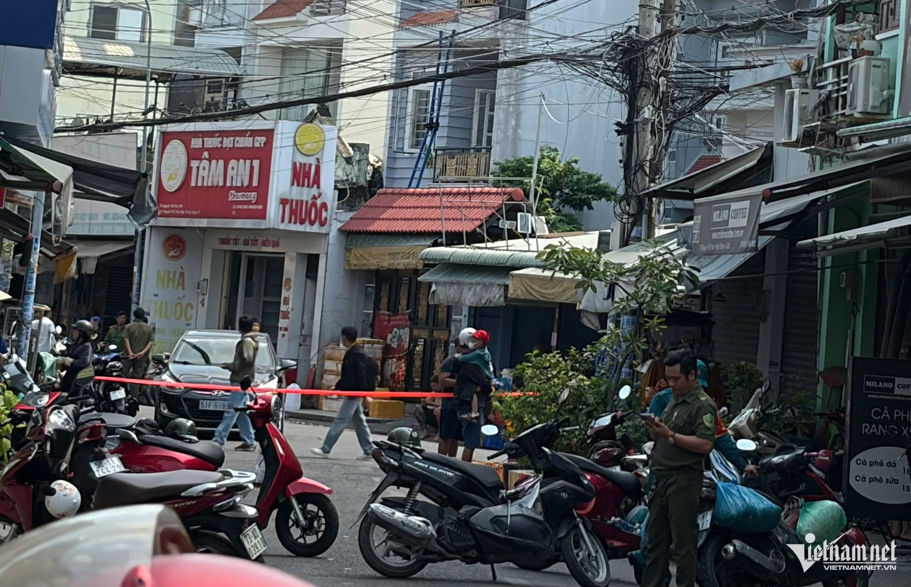 Sức khoẻ các nạn nhân vụ cháy nhà trọ ở TPHCM khiến nhiều người thương vong W-z7717169418039_b21fa921536d07afea27fcf9167647e3.jpg