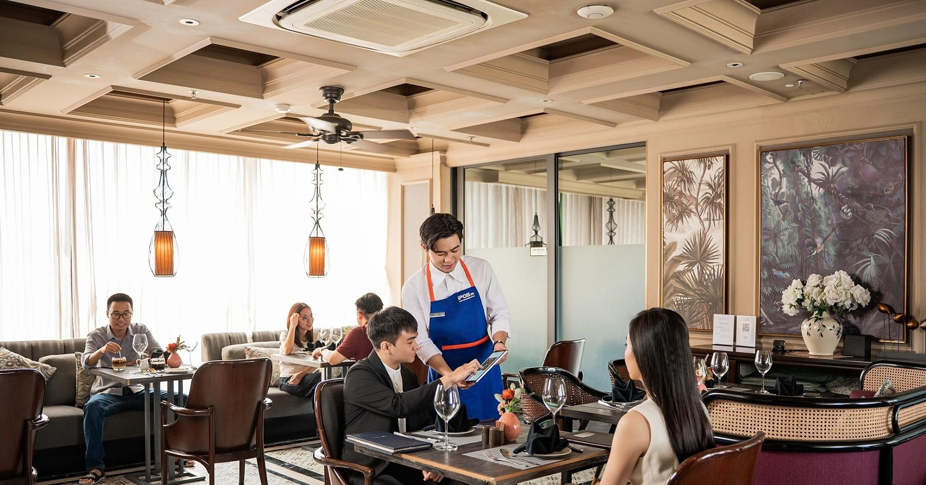 ‘Càng tiết kiệm, càng ăn ngon’ - Nghịch lý tiêu dùng F&amp;amp;B 2025