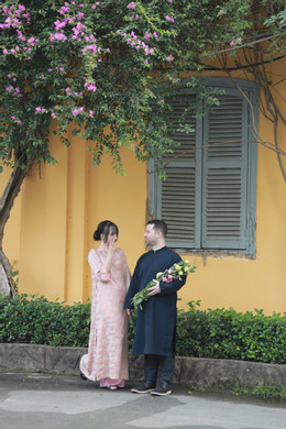 cặp đôi việt mỹ.jpg