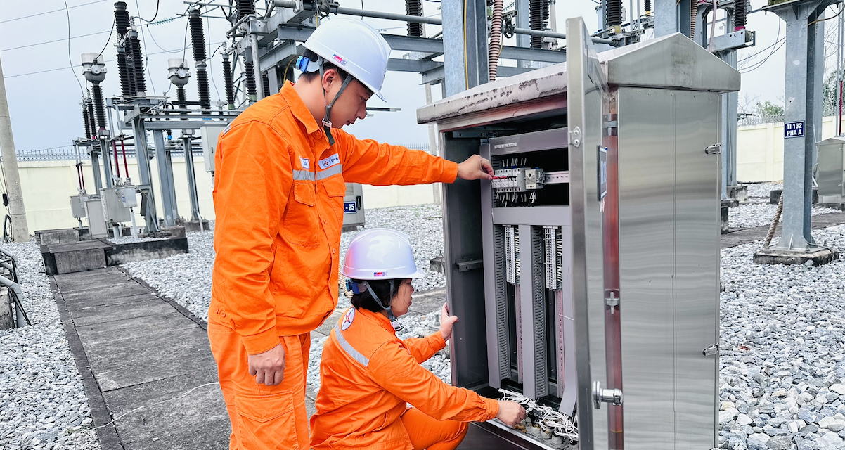 Chớm hè, tiêu thụ điện phá vỡ kỷ lục, một nguồn phát điện cung cấp gần 60%