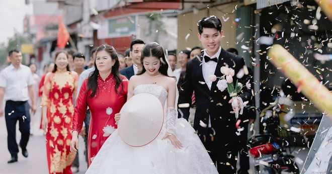 Chuyện tình hàng xóm từ thơ ấu đến hôn lễ chung đặc biệt ở Hải Phòng