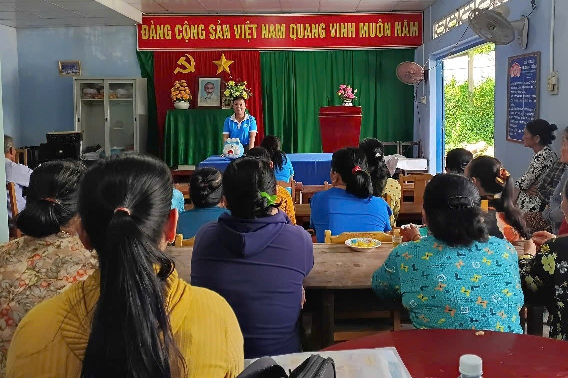 Giảm nghèo thông tin giúp phụ nữ dân tộc thiểu số tự tin thay đổi cuộc sống