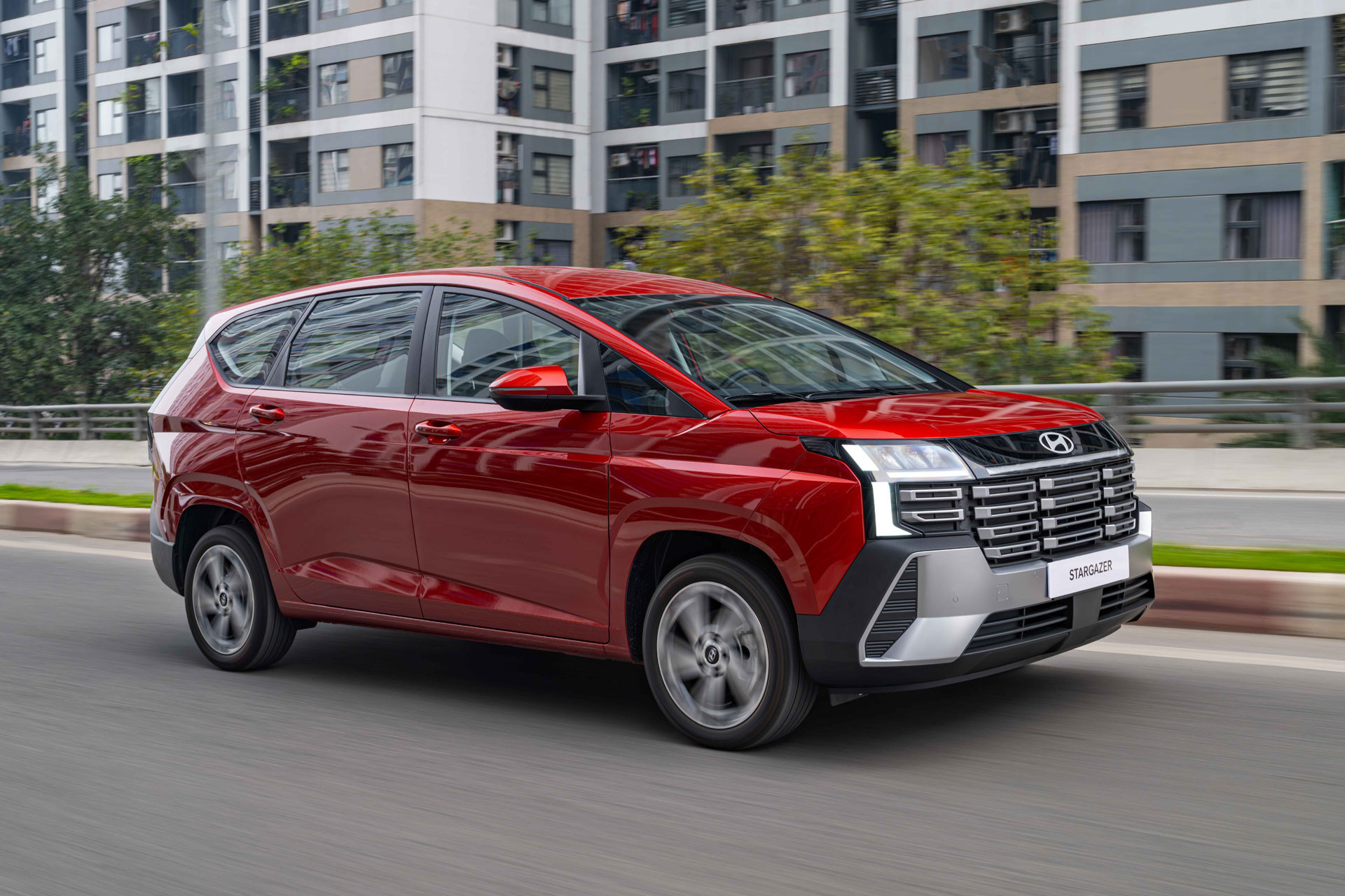 Hyundai NEW Stargazer 22.jpg