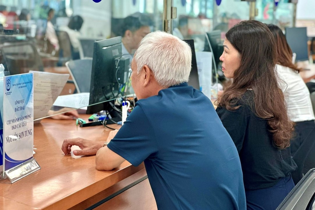 Làm sổ đỏ lần đầu: Nộp ở xã hay đến Văn phòng đăng ký đất đai?