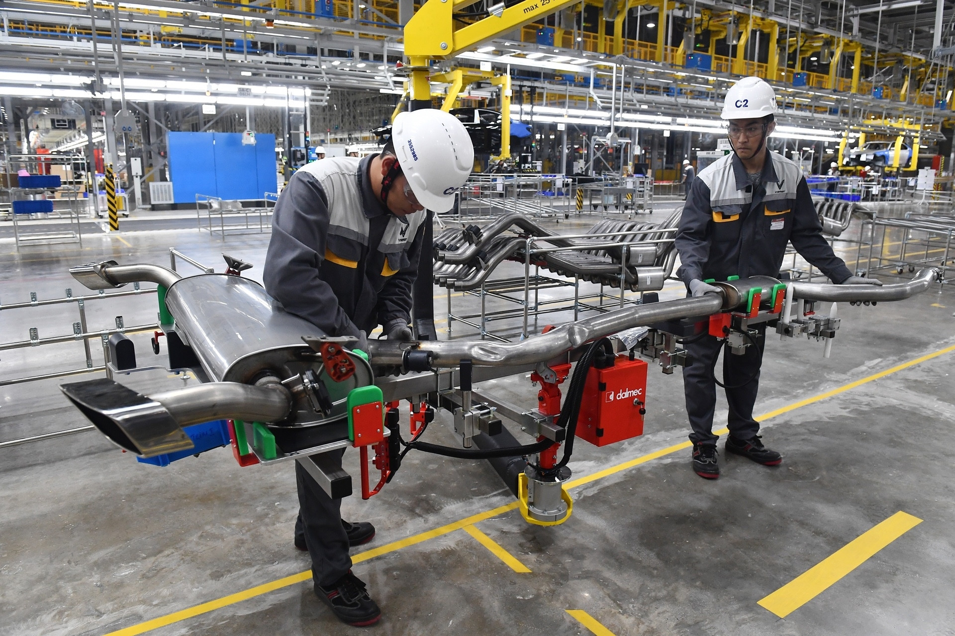 PGS.TS Trần Đình Thiên: Chúng ta thường hỗ trợ dàn trải như 'rải thóc cho chim sẻ ăn'