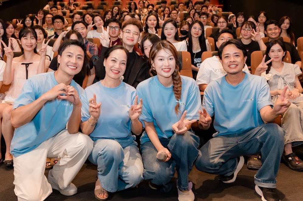 Phim có NSND Lê Khanh, Thanh Sơn vẫn top 1, không có đối thủ