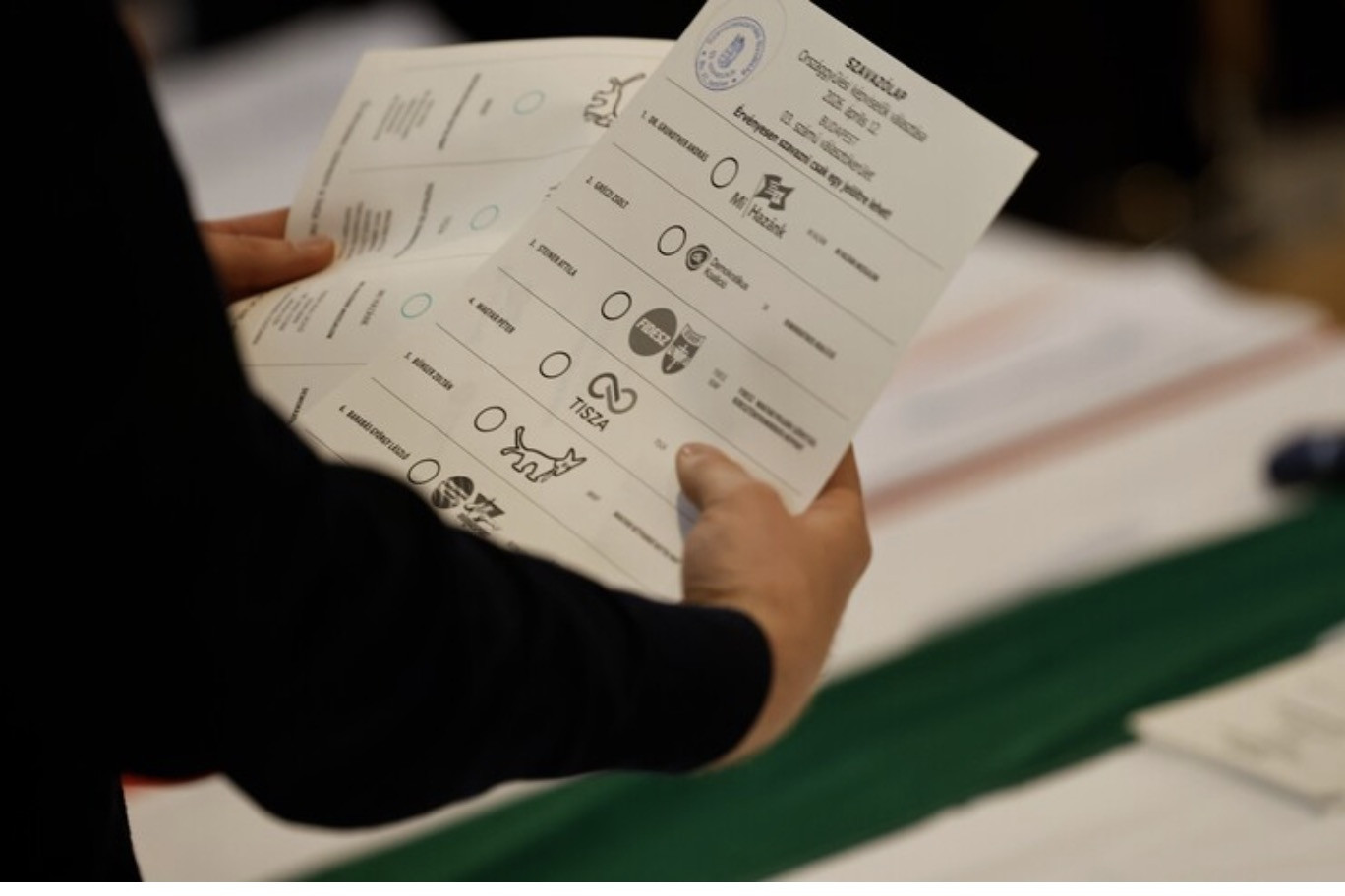 Thủ tướng Hungary Viktor Orban thừa nhận thất bại, kết thúc 16 năm nắm quyền