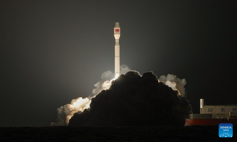 ve tinh internet trung quoc.jpeg