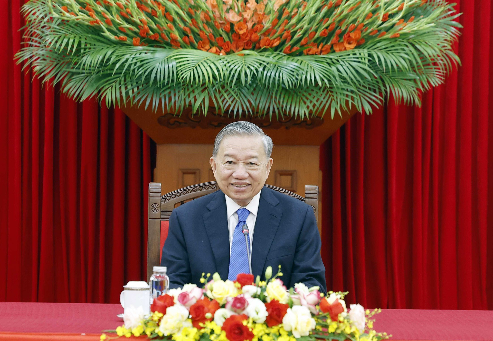 vnapotaltongbithuchutichnuocdiendamvoichutichdangldpthutuongnhatban8698112 1776075561875135640876.jpg