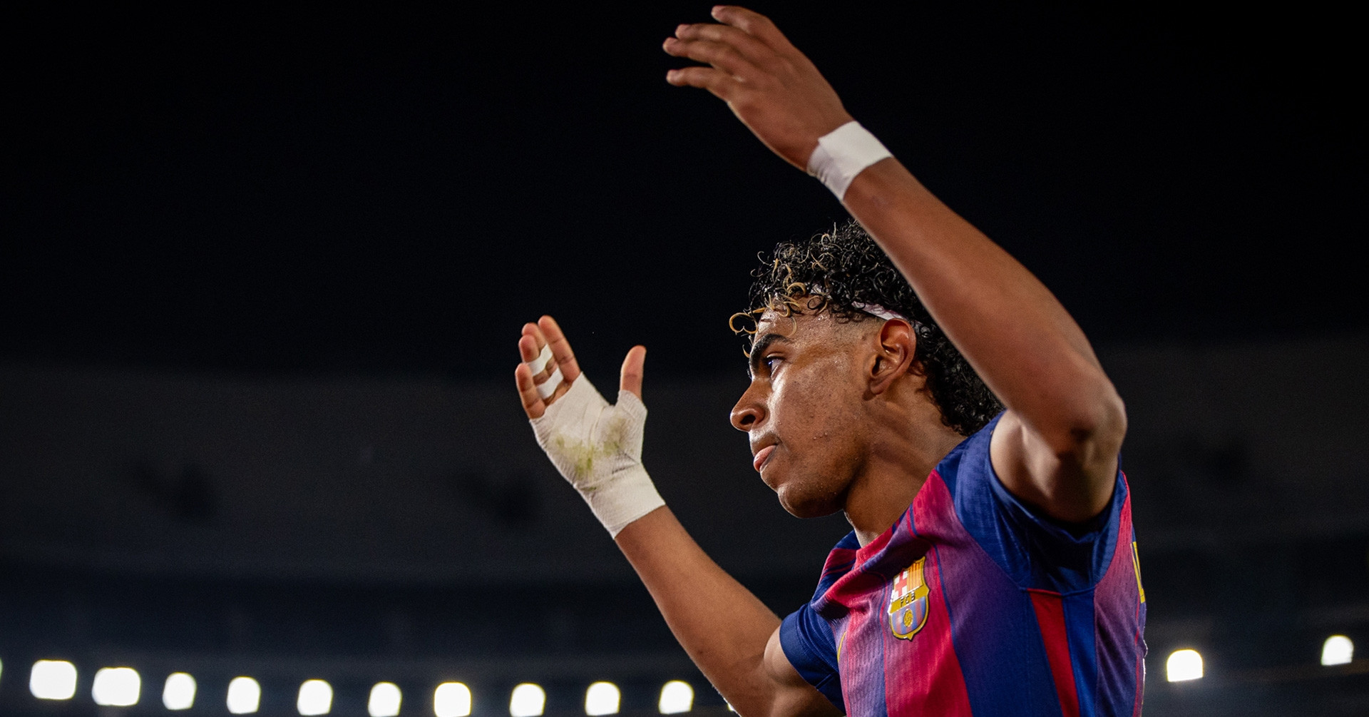 Barca đấu Atletico: Gánh nặng trên đôi vai trẻ Lamine Yamal