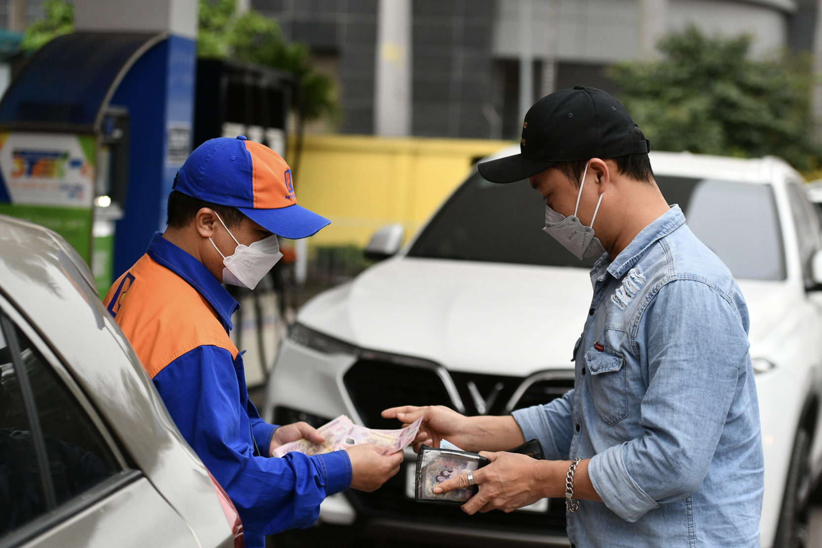 Bộ Công Thương có đề xuất mới về điều chỉnh giá xăng dầu