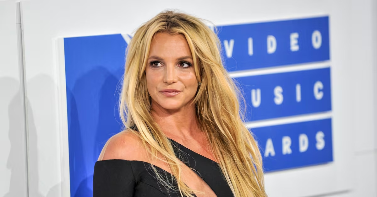 Britney Spears Tự Nguyện Cai Nghiện Sau Vụ Bắt Giữ, Chồng Cũ Kevin Federline Ủng Hộ