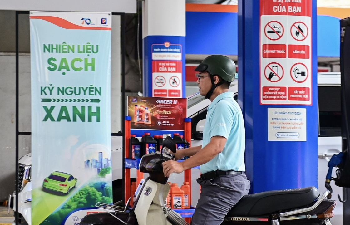 Có thể tiết kiệm tỷ USD, vì sao xăng E10 vẫn bị thờ ơ?