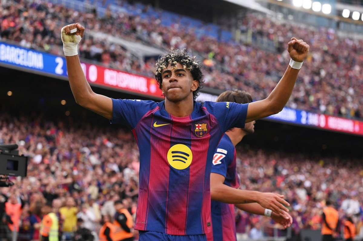 HLV Hansi Flick linh cảm tốt Barca đấu Atletico, nhắn nhủ Yamal