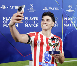 julian alvarez am.jpg