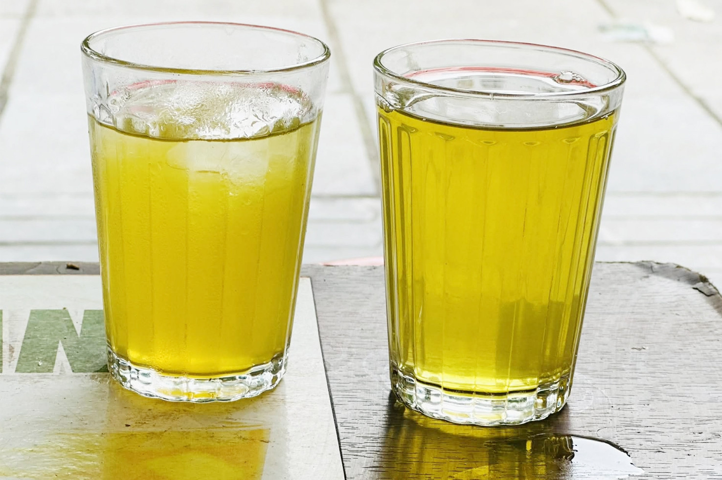 Trà xanh tốt nhưng vẫn có tác dụng phụ, 5 nhóm người nên cẩn trọng