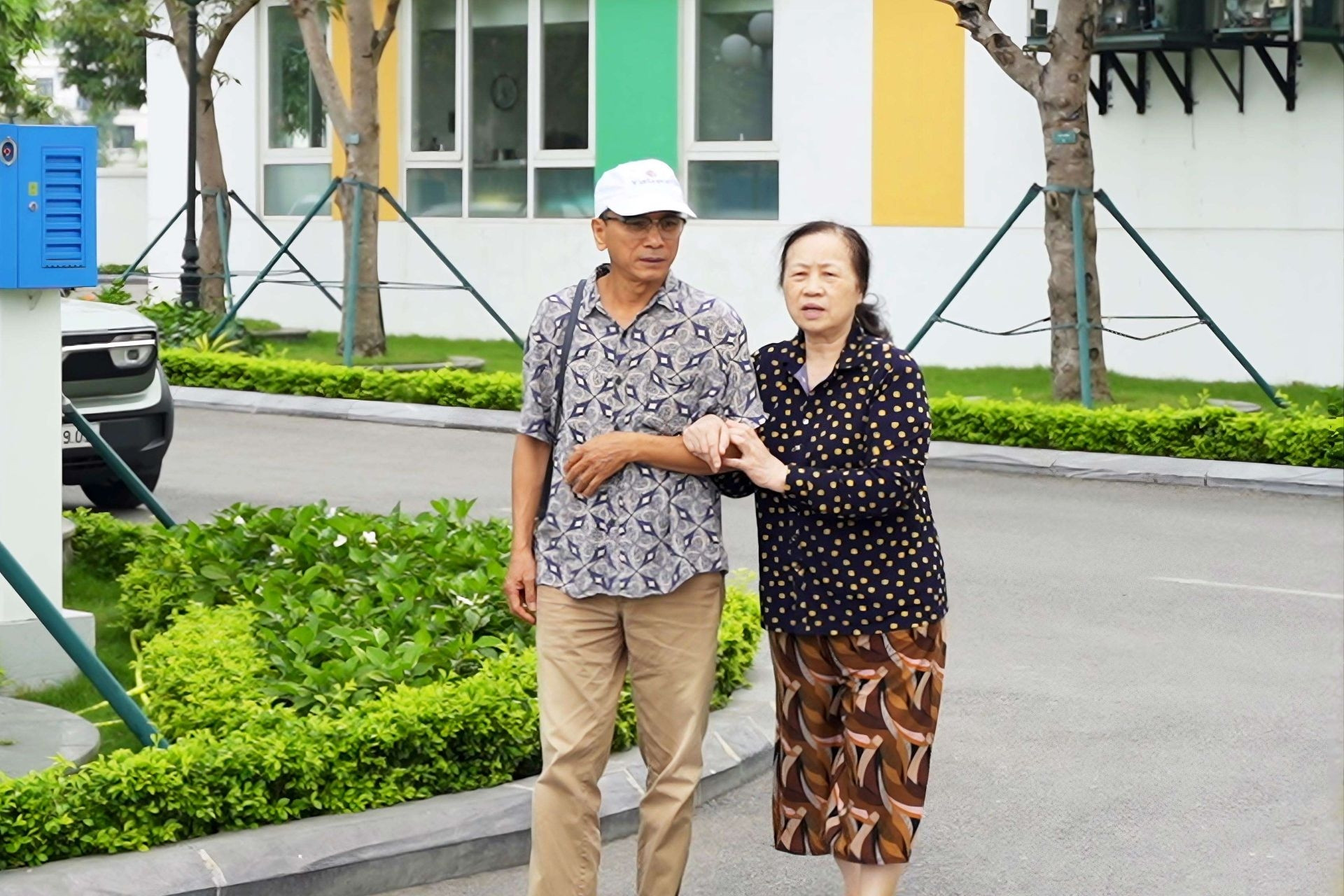 Vinmec Hải Phòng: Thay khớp gối bằng robot AI, bệnh nhân đi lại chỉ sau 3 giờ