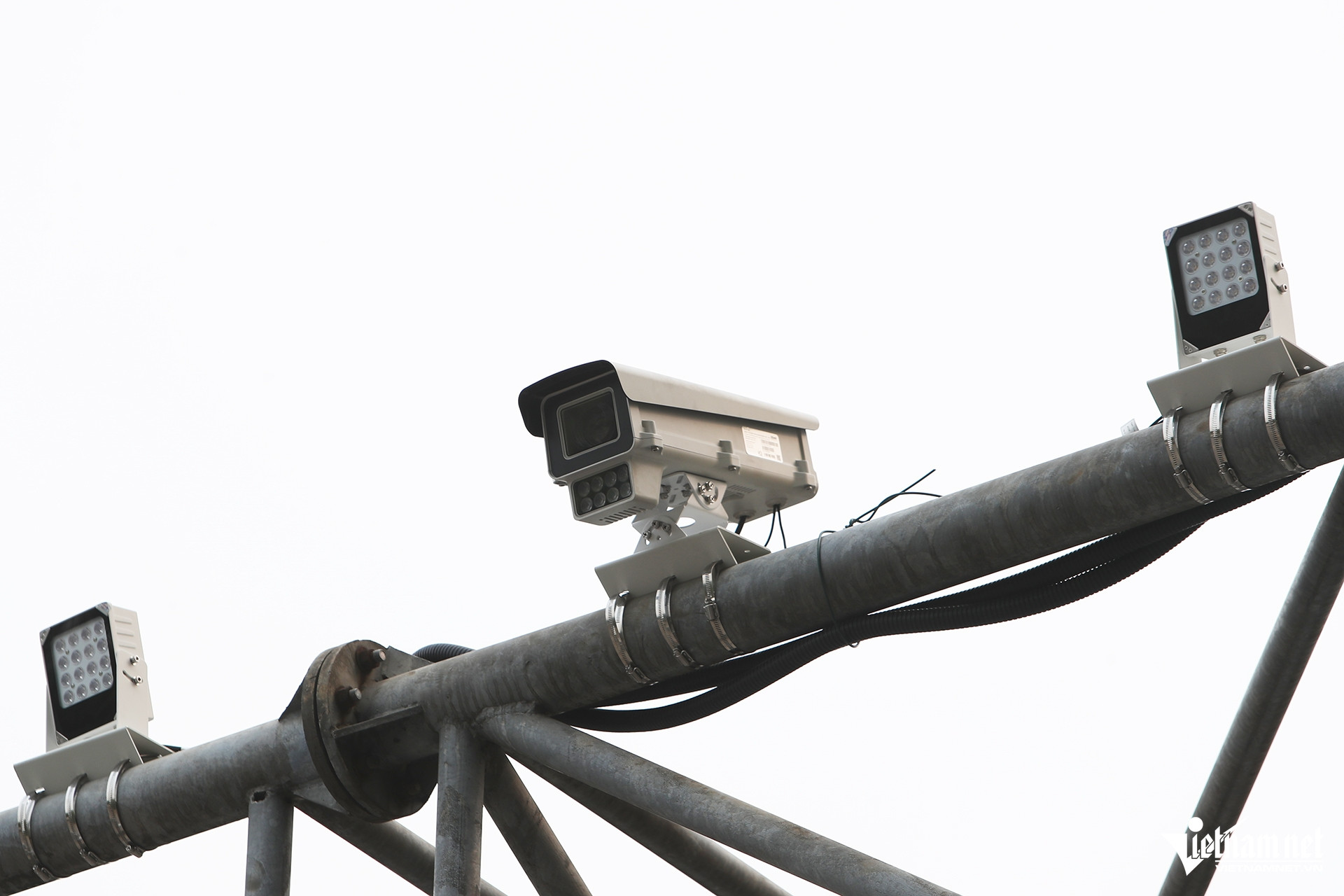 W-camera AI 5.JPG.jpg