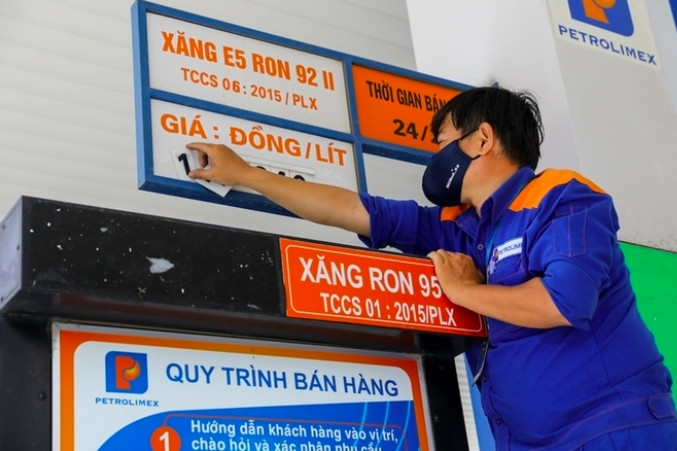  Bản tin sáng 15/4: Bộ Công Thương có đề xuất mới về điều chỉnh giá xăng dầu  episode artwork