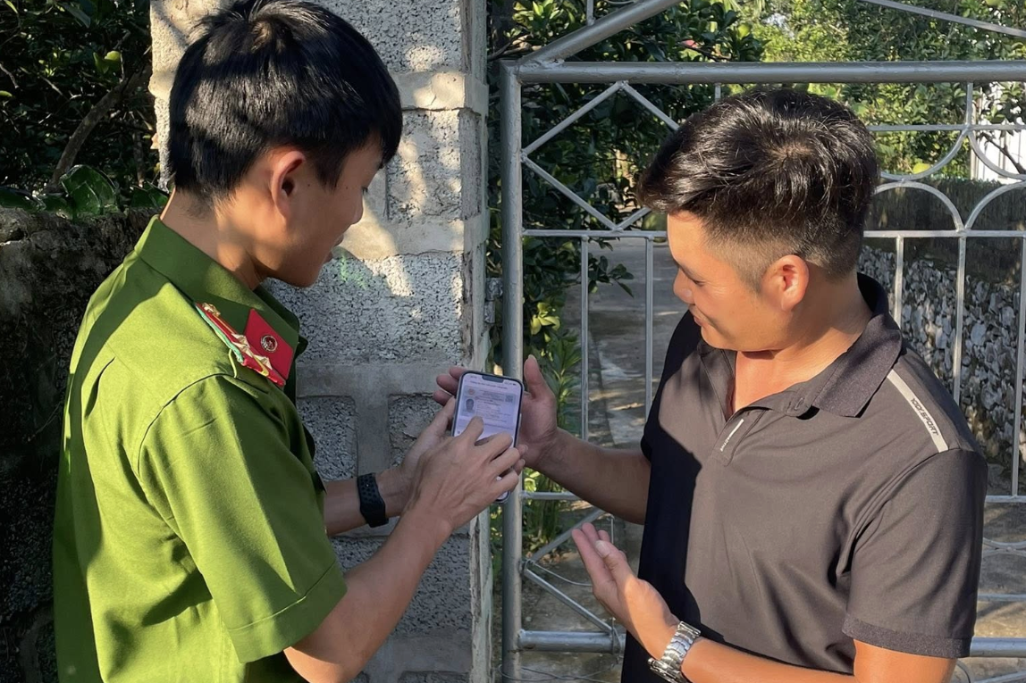 An Nghĩa giảm nghèo thông tin: Thu hẹp khoảng cách số ở vùng sâu, vùng xa