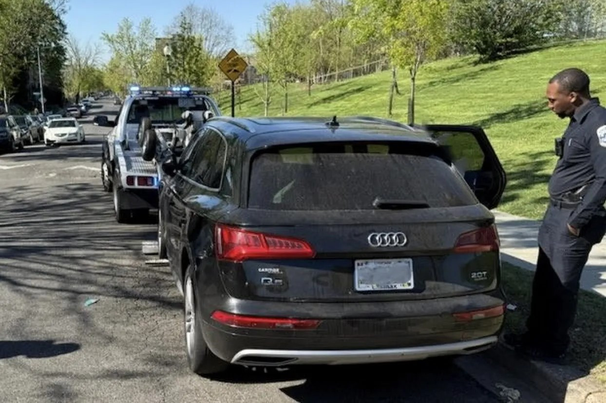 Audi Q5 phat chay qua toc do.jpg