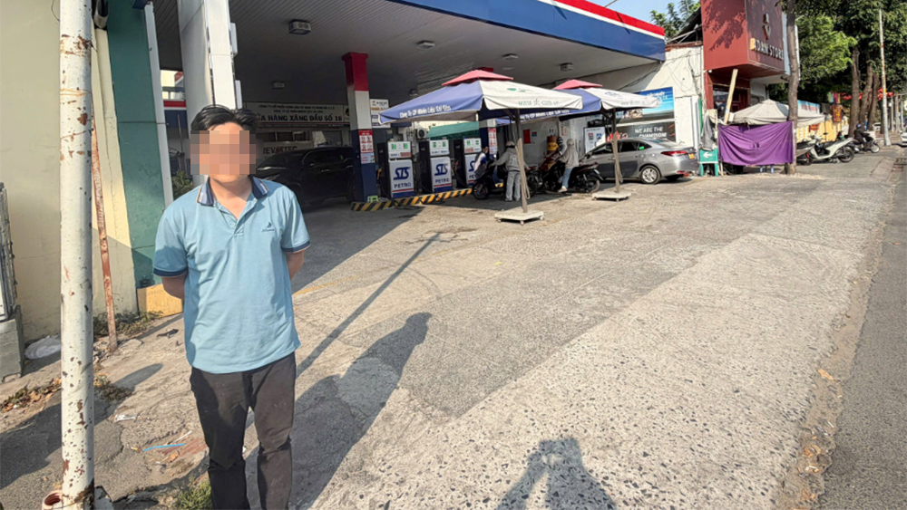 Bắt đối tượng thua lỗ chứng khoán đi cướp giật vé số của người tàn tật
