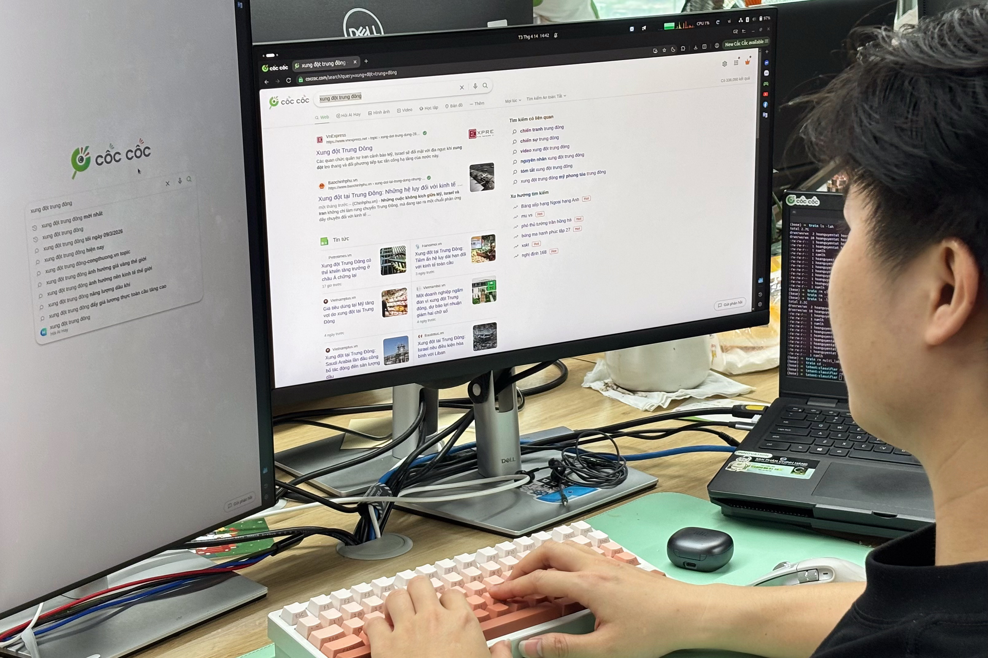 Giá xăng và xung đột Trung Đông dẫn đầu xu hướng tìm kiếm của người Việt