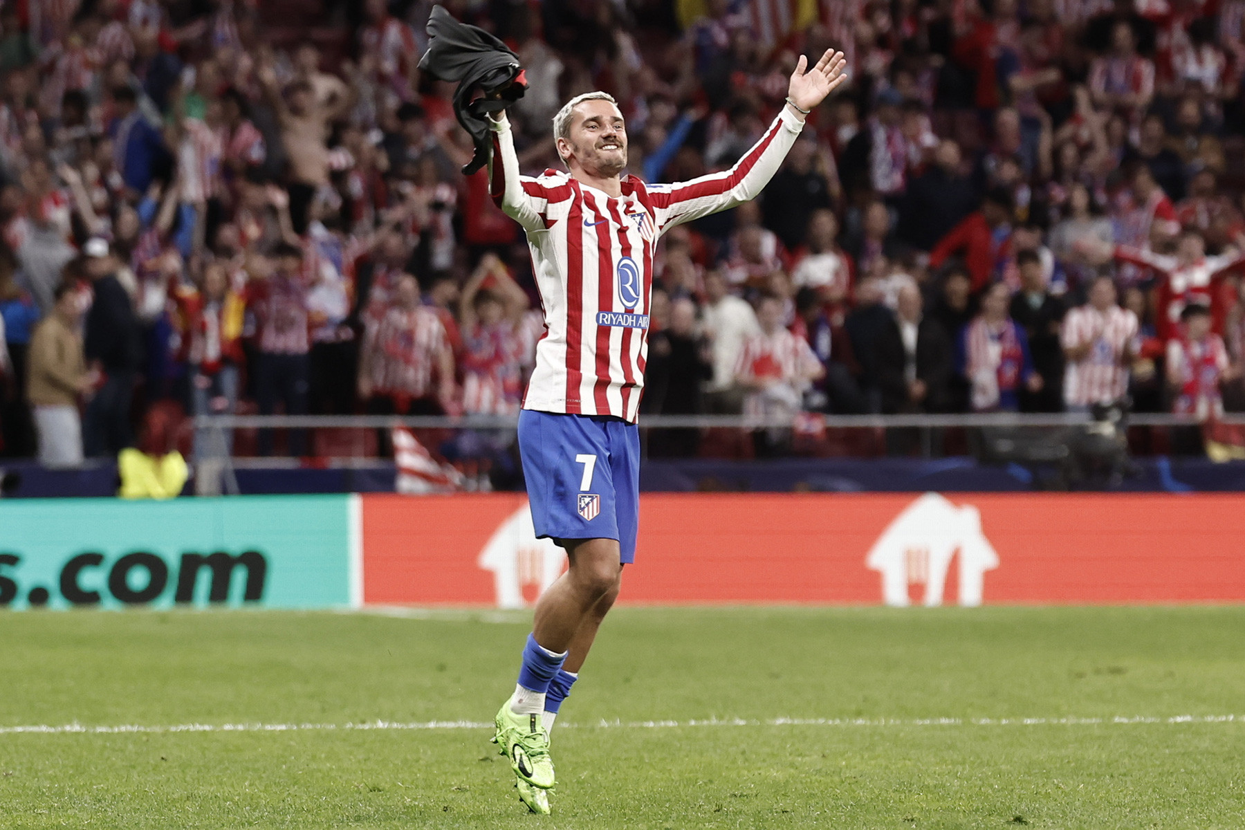 Griezmann Atletico Barca.jpg