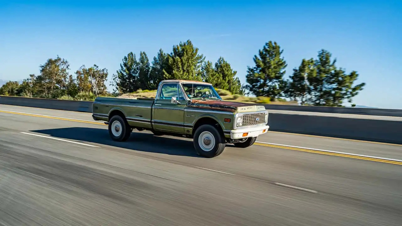 icon 1970 chevrolet c20 derelict restomod.webp