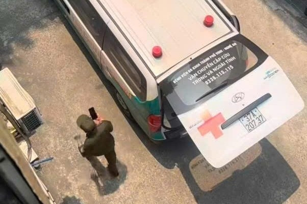 Nghi mâu thuẫn tình cảm, người đàn ông sát hại bạn gái rồi tự tử