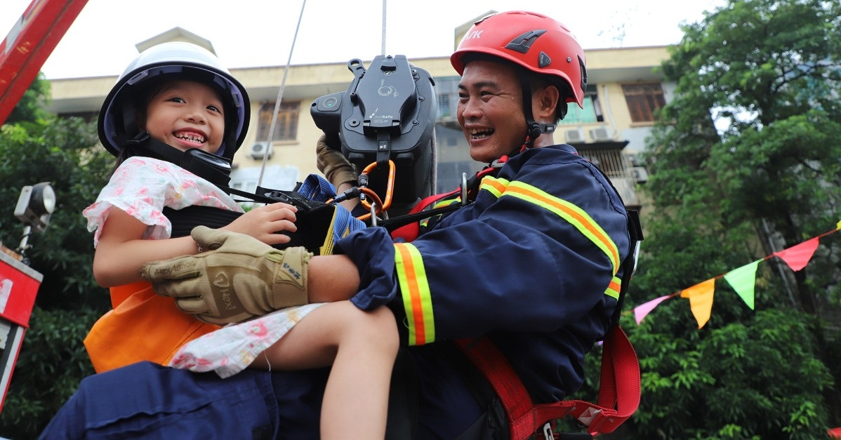 Thiếu tướng Dương Đức Hải: Chuyển tuyên truyền PCCC từ nhắc nhở sang truyền cảm hứng